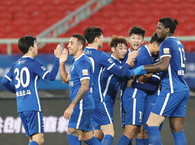 开云官网-【中超】巴西三叉戟先后建功 三镇3比0梅州再度登顶