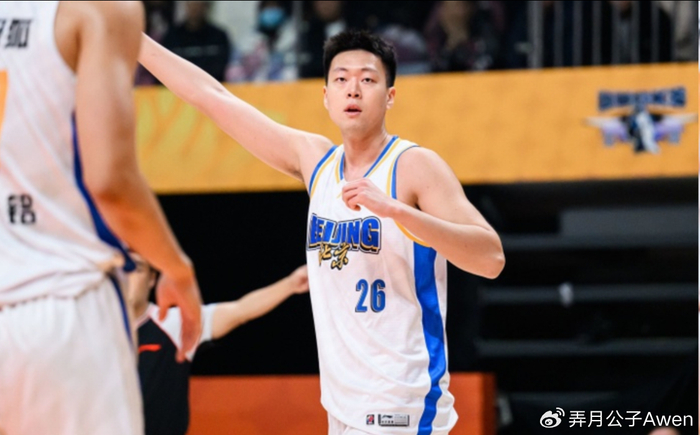开云体育-有压力了？丘天复出+京城球二代被激活，600万先生砍6+6证明自己|张知垚|范子铭|许利民|篮板|北京首钢_新浪体育_新浪新闻
